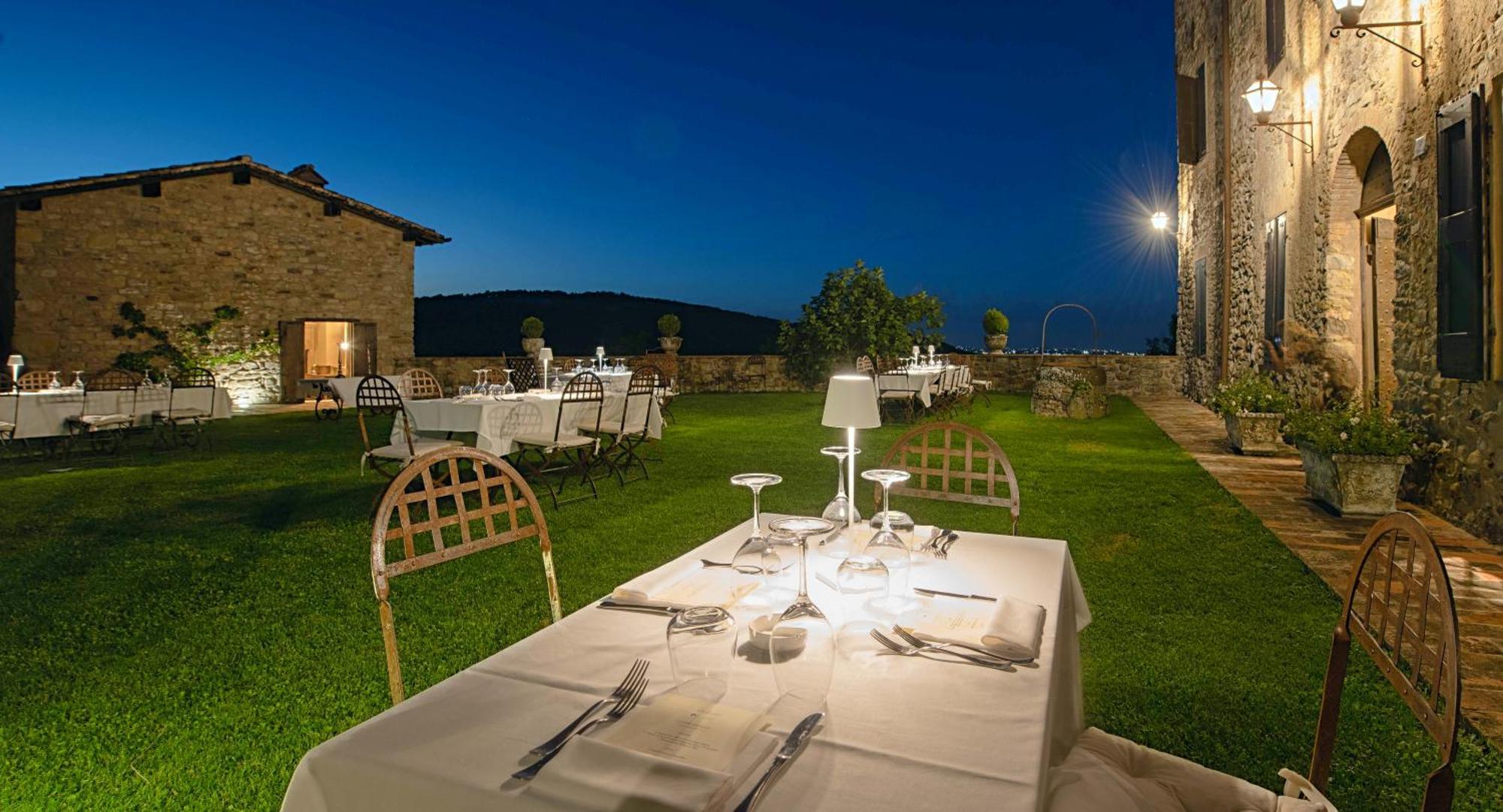 Castello Di Viano Villa Exteriör bild