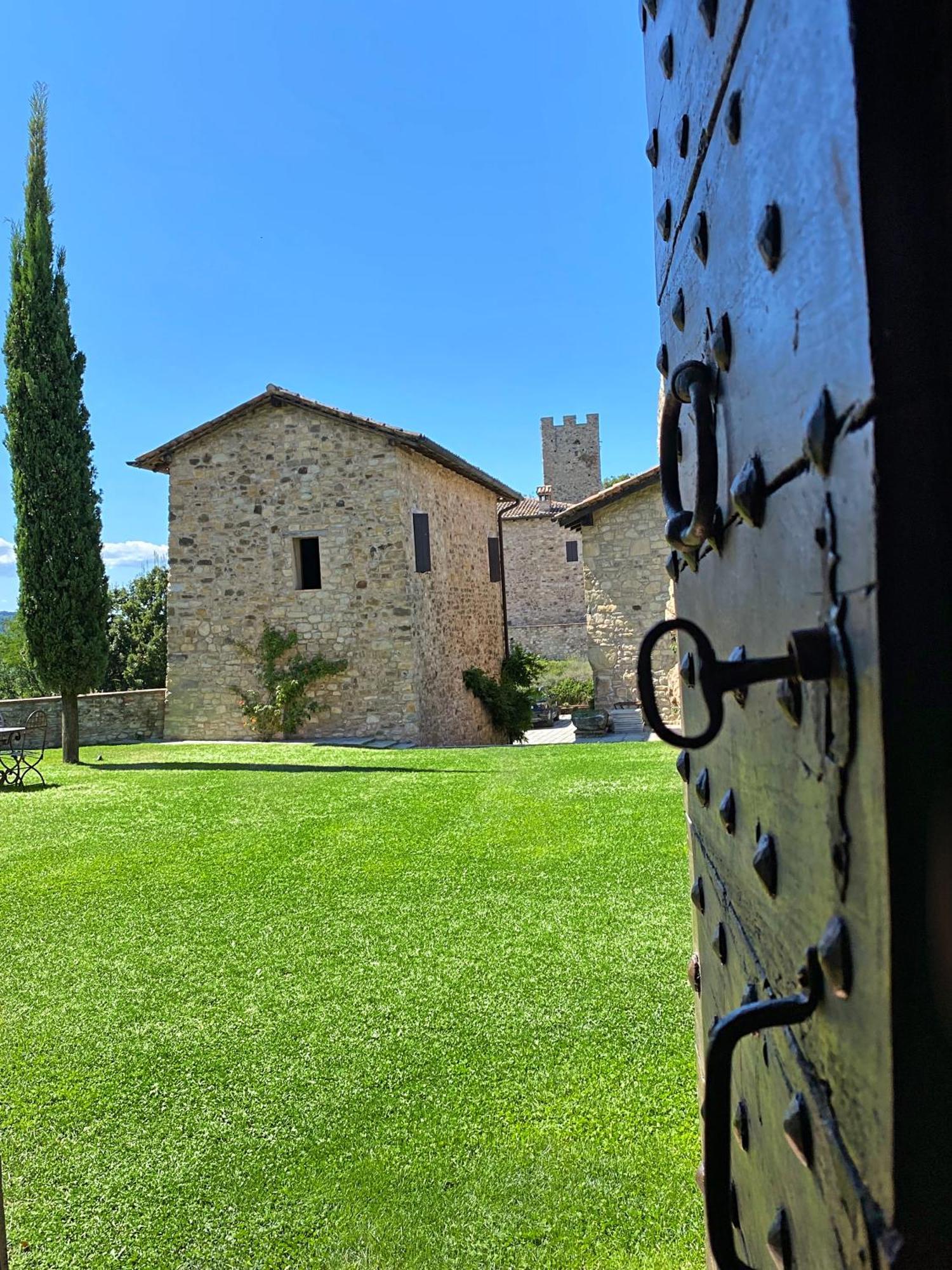 Castello Di Viano Villa Exteriör bild