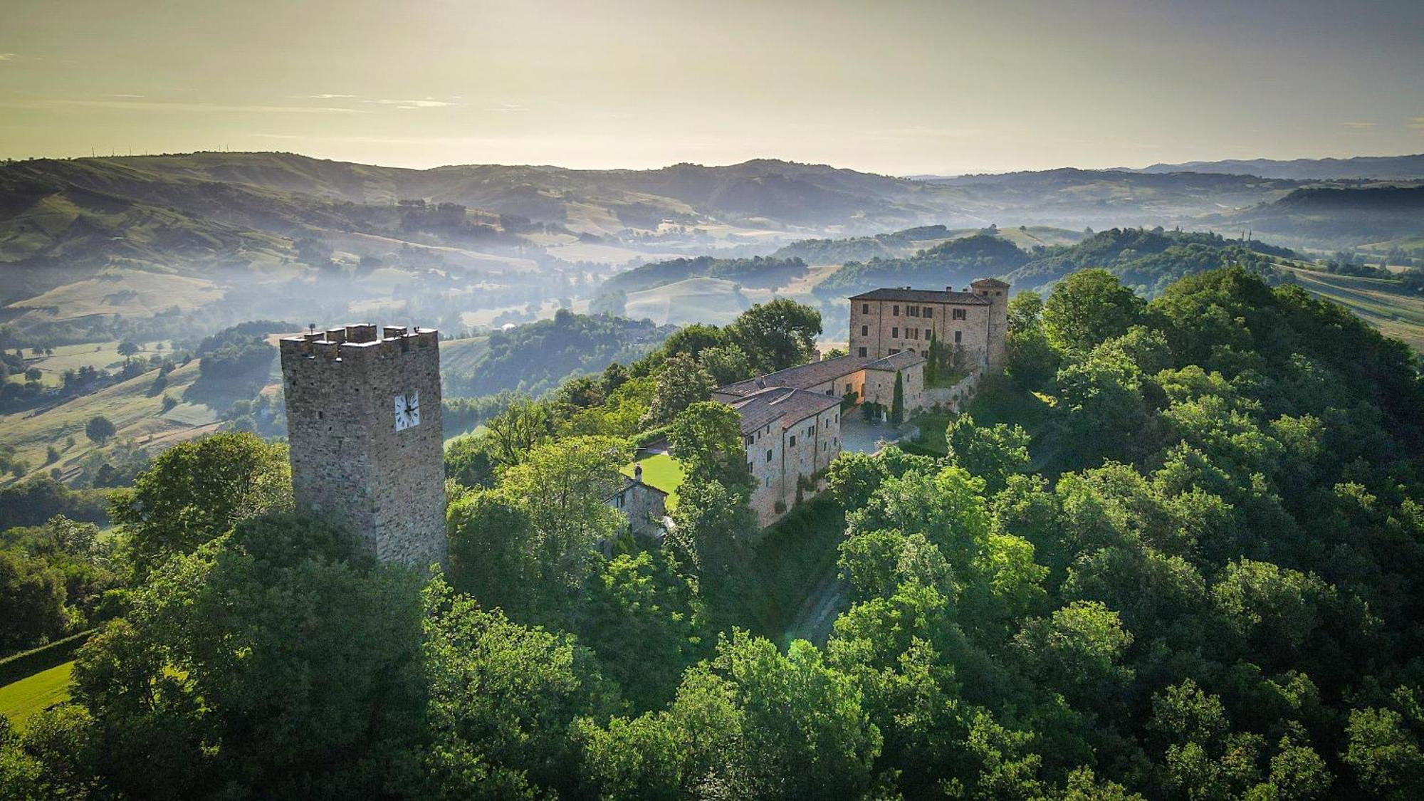 Castello Di Viano Villa Exteriör bild