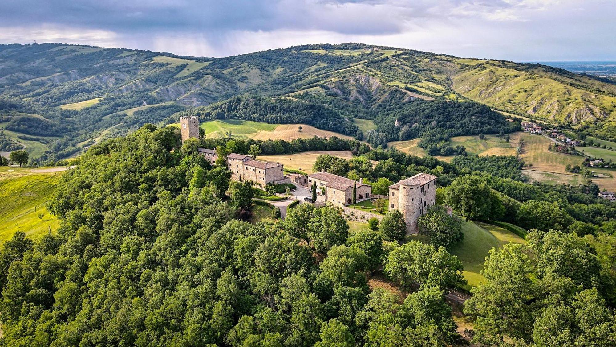 Castello Di Viano Villa Exteriör bild